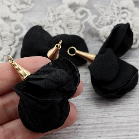 Ozdobny kwiatek w tulejce czarny 50mm