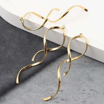 Zawieszka stal szlachetna twist złota 62x16mm