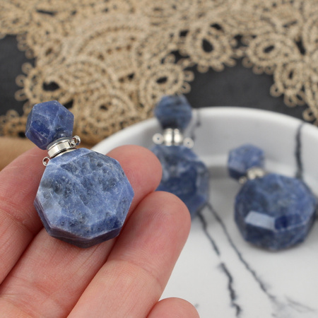 Sodalit zawieszka perfumetka z odkręcanym korkiem 36x22mm