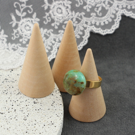 Ekspozytor na pierścionki drewniany stożek 5cm