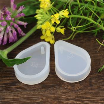 Forma silikonowa do odlewów z żywicy zawieszka łezka 25x18mm