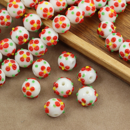 Koralik szklany w kwiatki biały 13x12mm