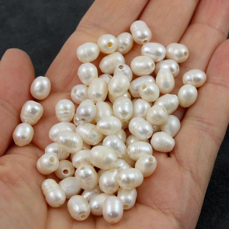 Perła słodkowodna biała z dużym otworem 8x6mm