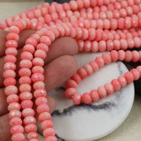 Koral różowy oponka fasetowana 8x5mm