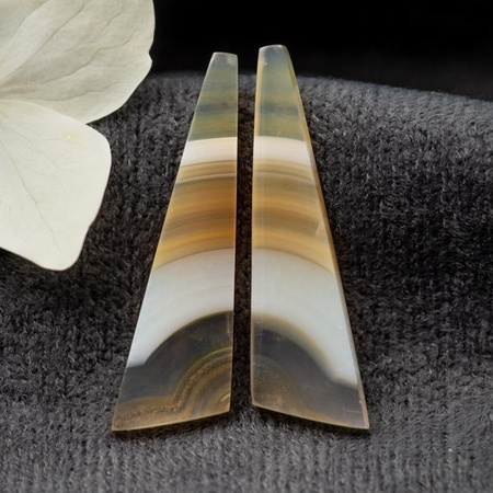 Kaboszony agat 34x10x3mm [para]