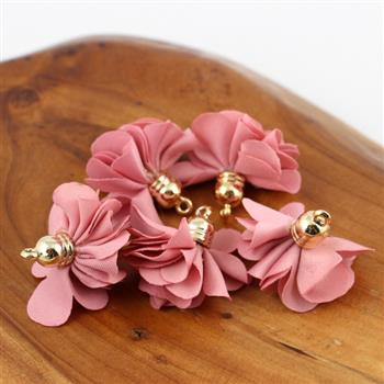 Ozdobny kwiatek w tulejce brudny róż 28mm