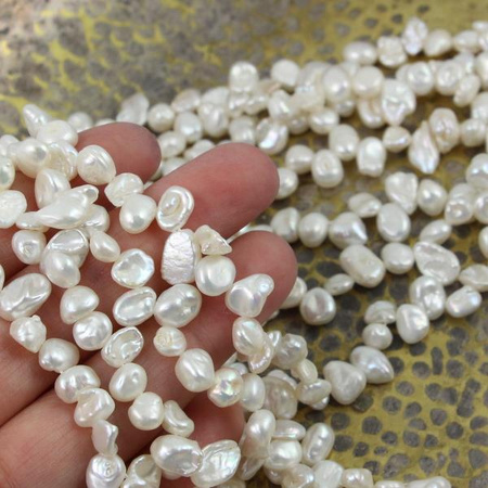 Perła słodkowodna biwa biała 9x7mm