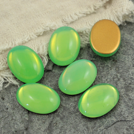 Kaboszon szklany Milky Peridot - Gold Matte Foiled owal 25x18mm