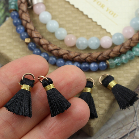 Chwost wiskozowy czarny z ogniwem 20x6mm