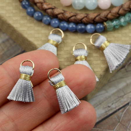 Chwost wiskozowy szary z ogniwem 20x6mm