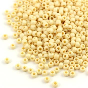 Toho Round 6/0 Opaque Lt Beige [10g]