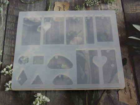 Forma silikonowa do odlewów z żywicy zestaw zawieszek 2