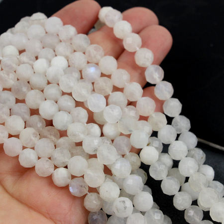 Kamień księżycowy kula fasetowana 8mm