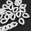 Akrylowe ogniwa do tworzenia łańcuszka białe 18x13mm [50szt]