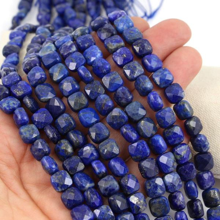 Lapis lazuli z pirytem kwadrat fasetowany 8mm