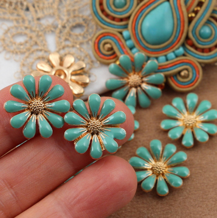 Element ozdobny kwiatek emaliowany zielony 18mm