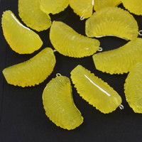 Akrylowa zawieszka mandarynka 40x22mm