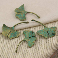 Zawieszka liść miłorząb / ginko mosiądz patynowany 40x31mm