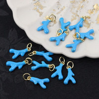 Zawieszka gałazka korala mosiądz złocony emalia niebieska 13mm