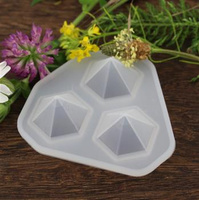 Forma silikonowa do odlewów z żywicy diamenty 30x25mm