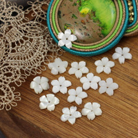 Masa perłowa kwiatek niezapominajka 10mm