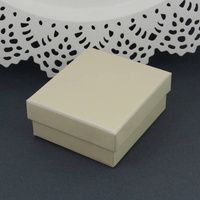 Pudełko ozdobne "PLAIN" kremowe 8x7x4cm