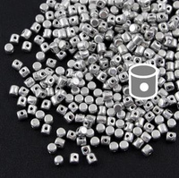 Minos par Puca 2,5x3mm Argentees [40szt]