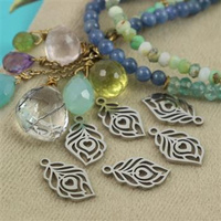 Zawieszka pawie pióro stal szlachetna 18x11mm