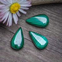 Kaboszon malachit naturalny 17x10mm