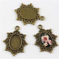 Baza do kaboszonu mosiężna owal 14x10mm [4szt]