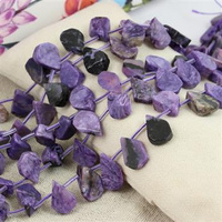 Czaroit łezka 14x11mm