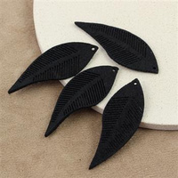 Zamszowe piórko czarne 44x16mm [6szt]