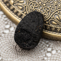 Kaboszon turmalin druza 20x13x10mm