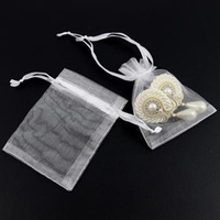Woreczek z organzy biały 9x7cm