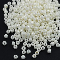 Toho Round 6/0 Opaque Lustered Navajo White [10g]