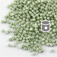 Minos par Puca 2,5x3mm Opaque Light Green Luster [40szt]]