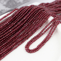 Granat kula fasetowana 2mm [sznur 39cm]