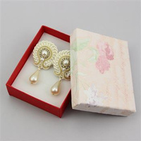 Pudełko ozdobne "FLEURY" czerwone 9x7x3cm