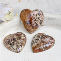 Kaboszon jaspis serce 32x30x8mm losowy wybór