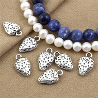 Zawieszka metalowa truskawka srebrna 17x10mm