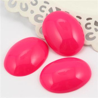 Kaboszon z żywicy owal różowy 36x27mm