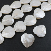 Masa perłowa białe serce 25mm