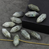 Labradoryt zawieszka grot 20x9mm - otwór przez środek