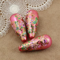 Kropla z żywicy różowa w kwiaty 32x13mm