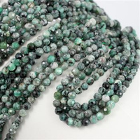 Szmaragd kula fasetowana 5mm [sznur 39cm]