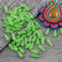 Kryształek szklany kropla fasetowana zielona 10x4mm [12szt]