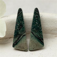 Kaboszony jaspis mszysty 31x11x3mm [para]