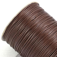 Sznurek powlekany brązowy 1,5mm [1metr]