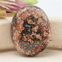 Kaboszon owal jaspis leopardzi 25x20x7mm