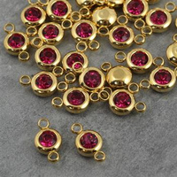 Stal szlachetna łącznik w oprawie ZŁ fuchsia 6mm